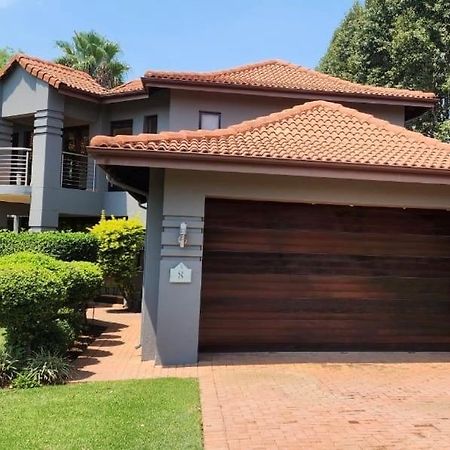 Villa On 8 Pecanwood Хартбиспурт Экстерьер фото